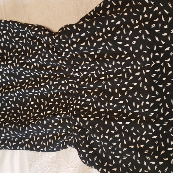 Jumpsuit - Picture 4 of 7